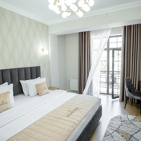 Wellfort Hotel Samarkand Eksteriør billede