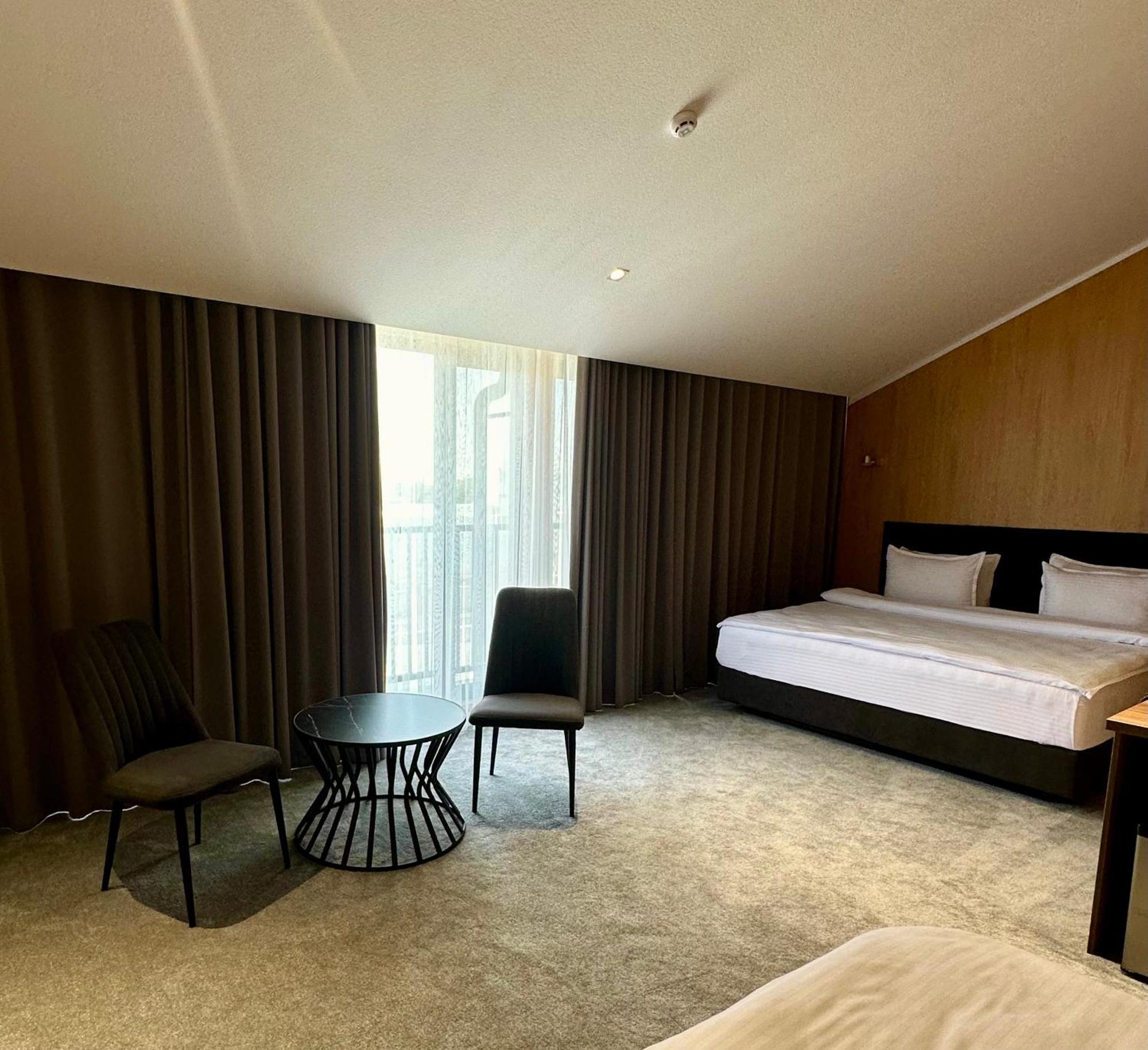 Wellfort Hotel Samarkand Eksteriør billede